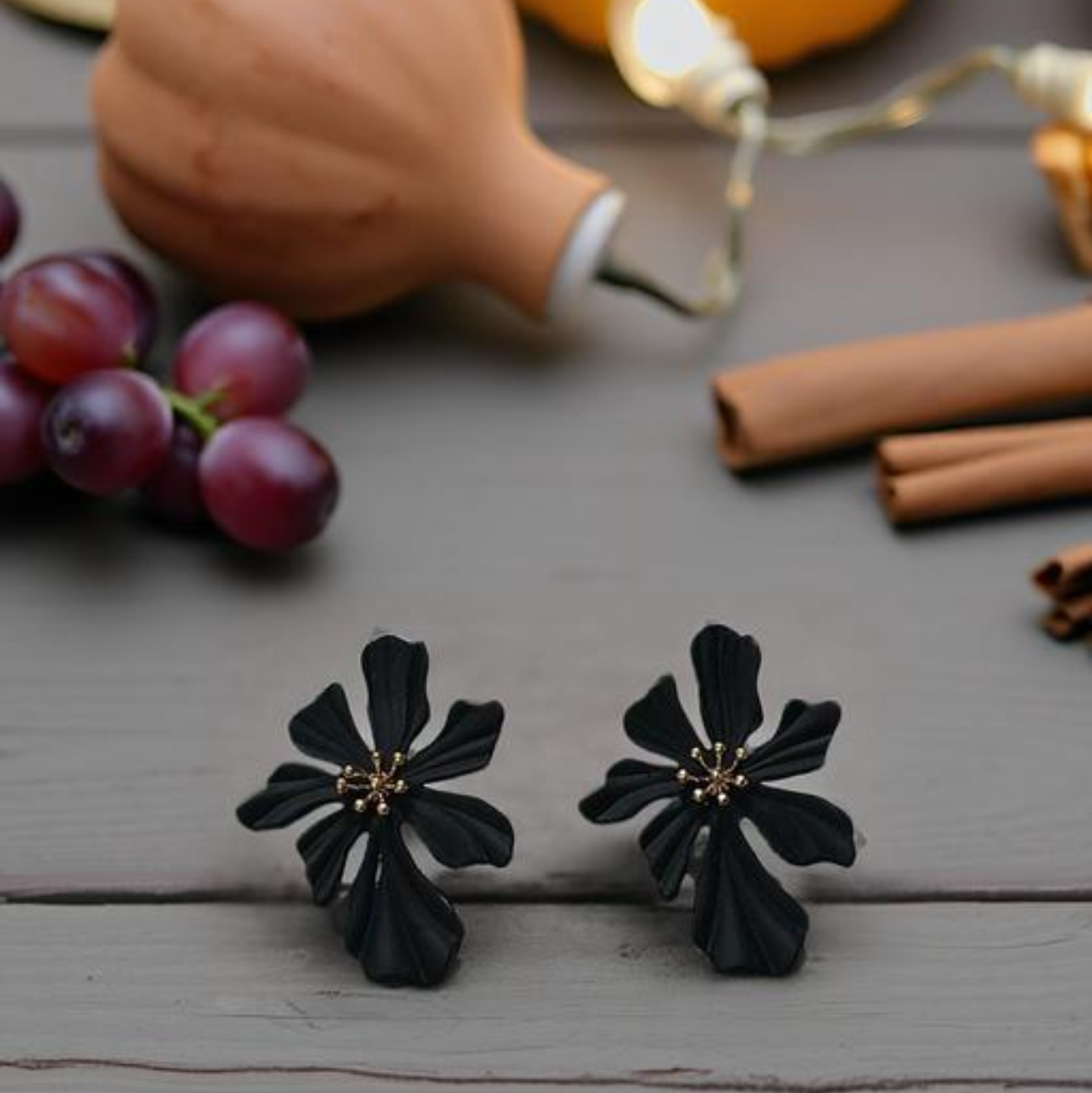 Black Floral Minimal Stud Earrings