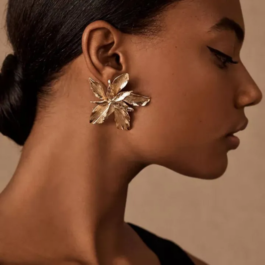 Vintage Gold Big Flower Stud Earrings
