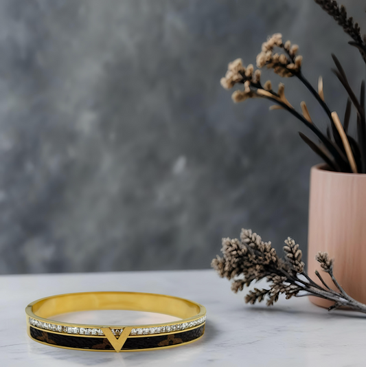 V-Elite Luxe Crystal Edge Bangle