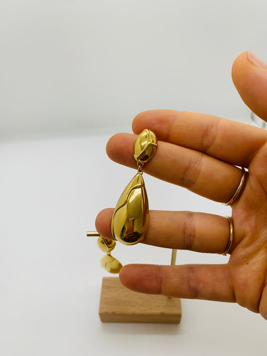 Water Drop Gold Dangle Earing